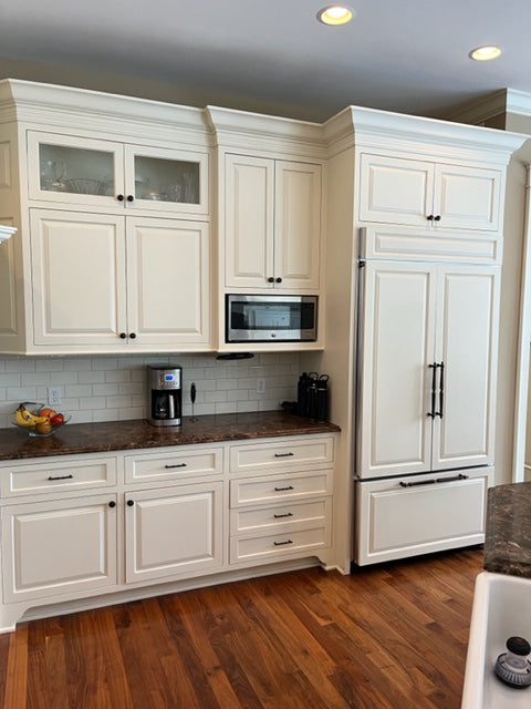Full Kitchen - Everything but the wine refrigerator!