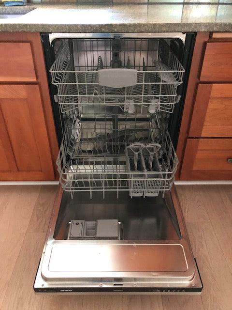 SOLD Siemens SS Dishwasher