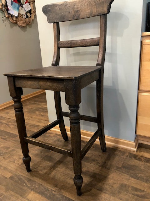 sold / 4 RH Oak Bar / Island stools